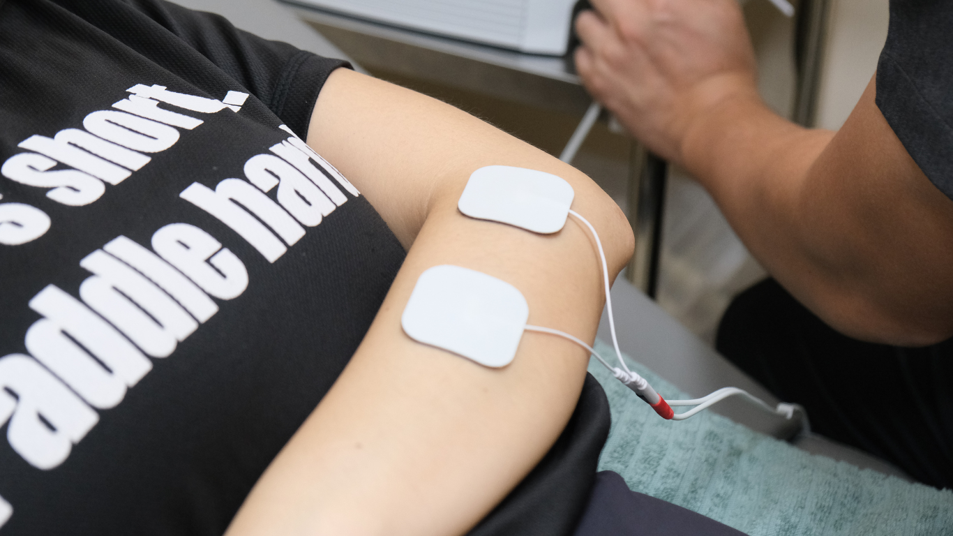 Physiotherapy TENS Therapy - Services at Regis Wellness Physiotherapy clinic singapore
