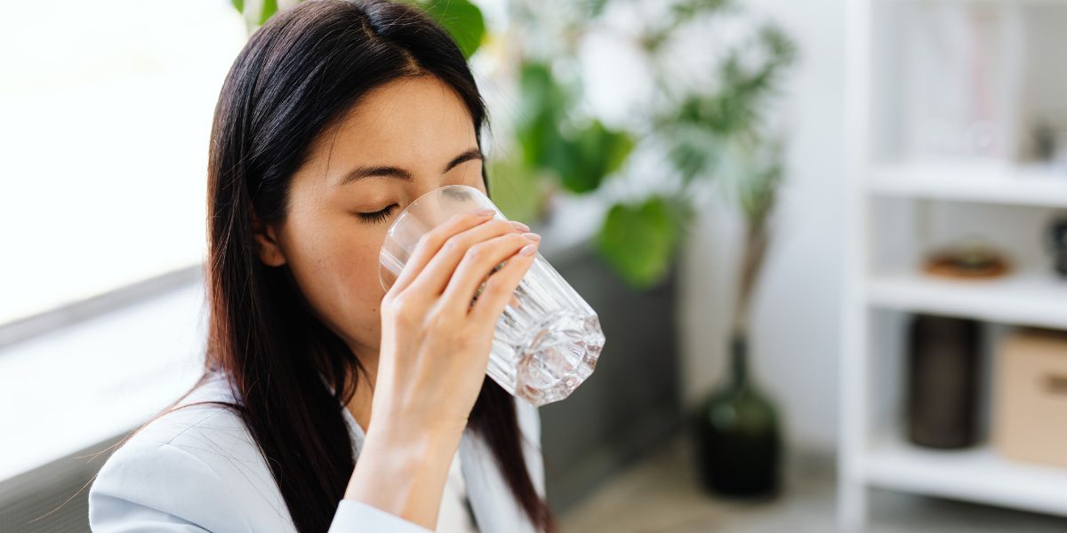 Morning Rituals That Reduce Dampness and Boost Energy