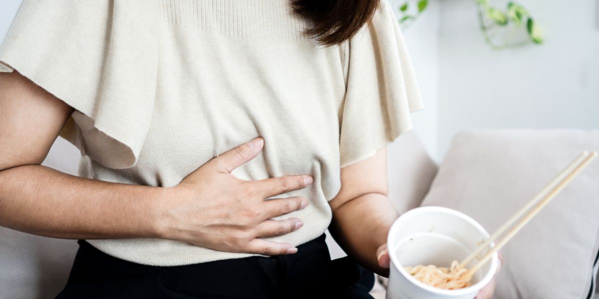TCM for Bloating in Singapore Regis Wellness