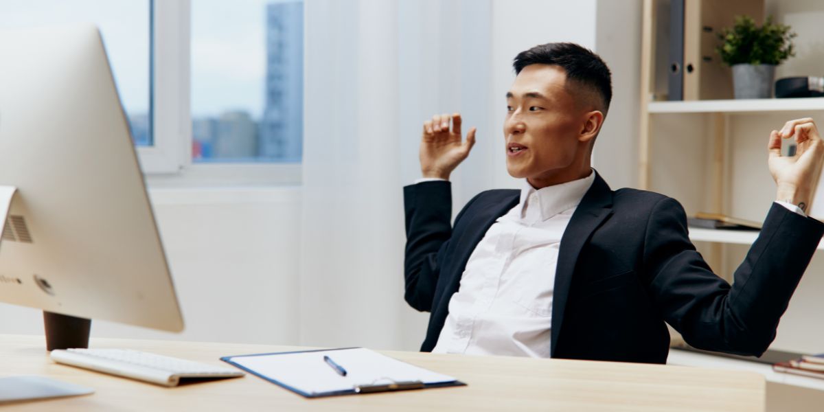 Why Most Running Injuries Start at Your Desk Not the Road