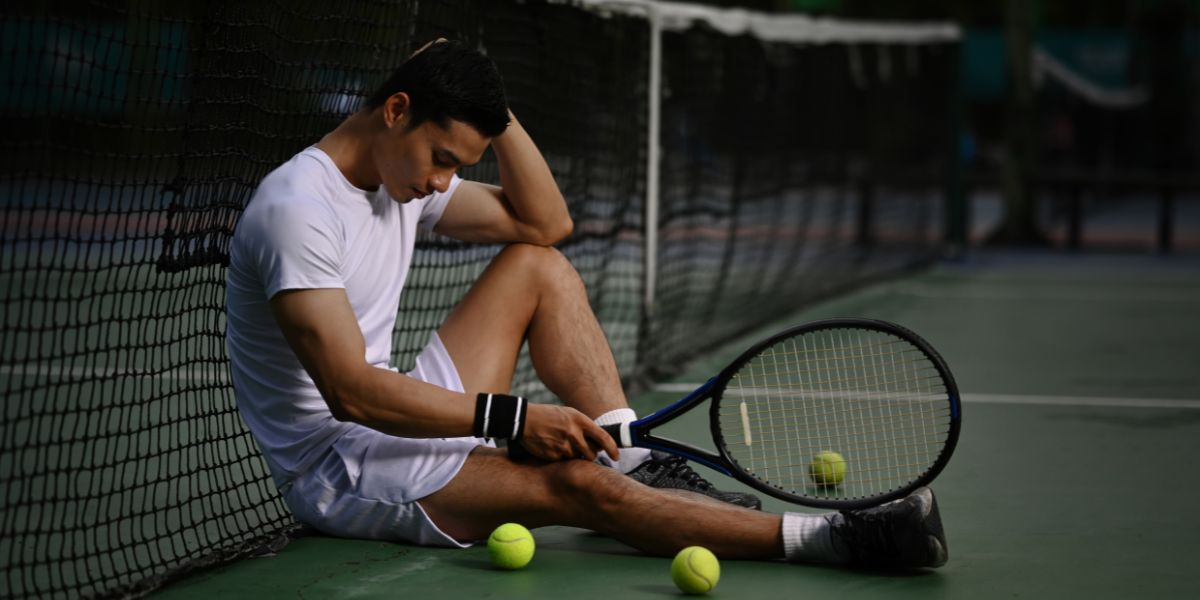 Why Recreational Tennis Players Get Injured More Than Pros